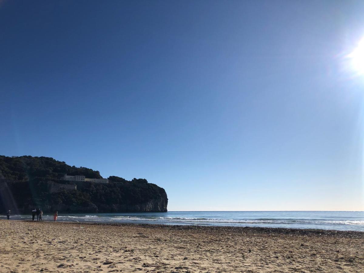 La Finestra Sul Mare Lägenhet Gaeta Exteriör bild