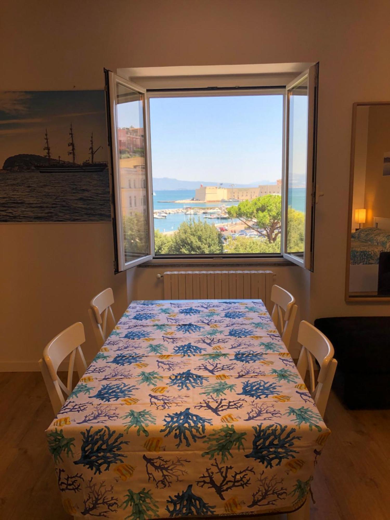 La Finestra Sul Mare Lägenhet Gaeta Exteriör bild